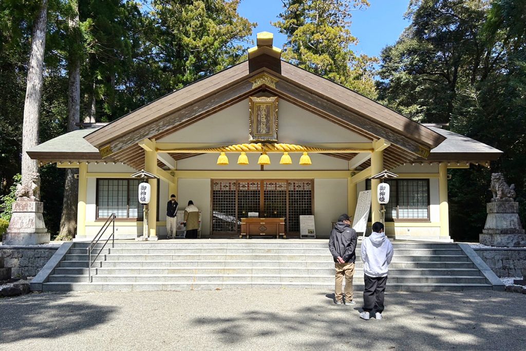 頭之宮四方神社（こうべのみやよもうじんじゃ）